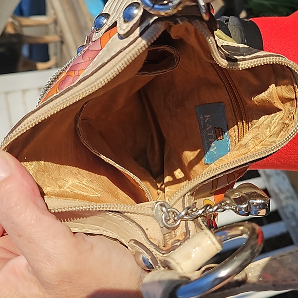 KATHY VAN ZEELAND Black White Print Charms Crossbody Bag - Picture 5 of 6